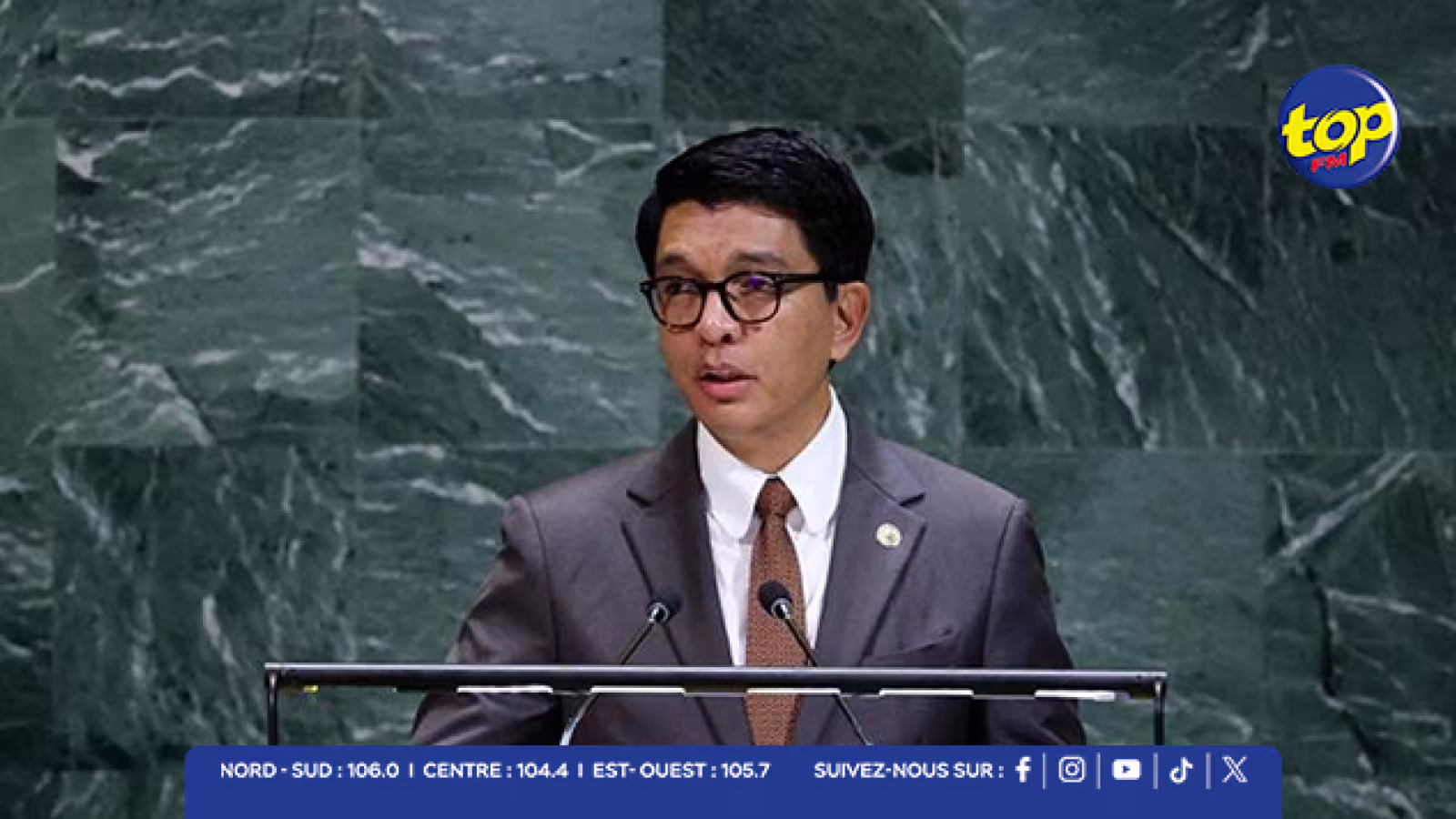 Crise politique à Madagascar : Andry Rajoelina confie la primature à un militaire 