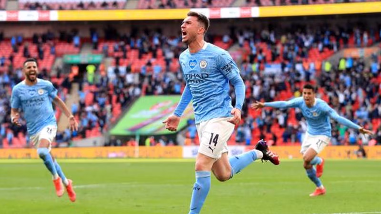 ANGLETERRE : Laporte offre le trophée à City !