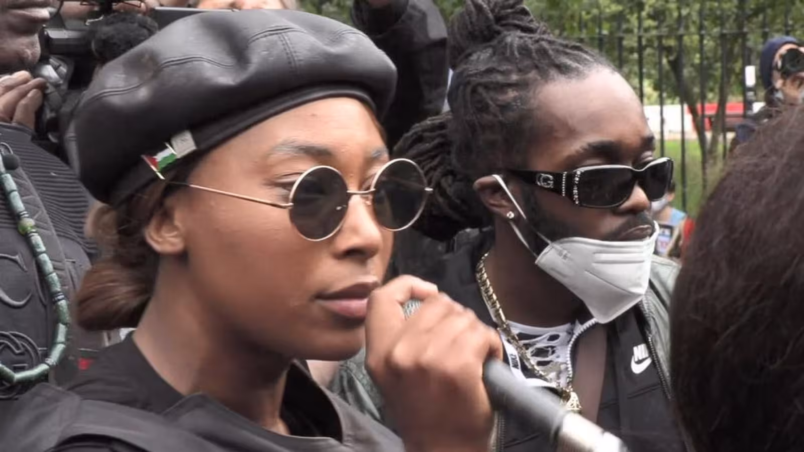 Sasha Johnson – Militante de Black Lives Matter ” grièvement blessée” d’une balle dans la tête à Londres
