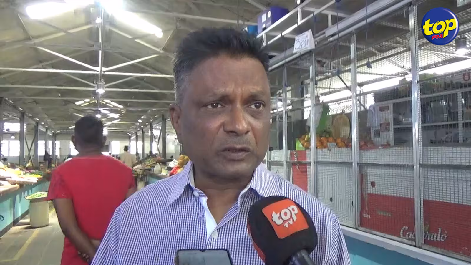 « De nombreux maires ont trouvé le moyen de procéder au nettoyage du marché de Rose-Hill sans déranger quiconque », affirme Deven Nagalingum