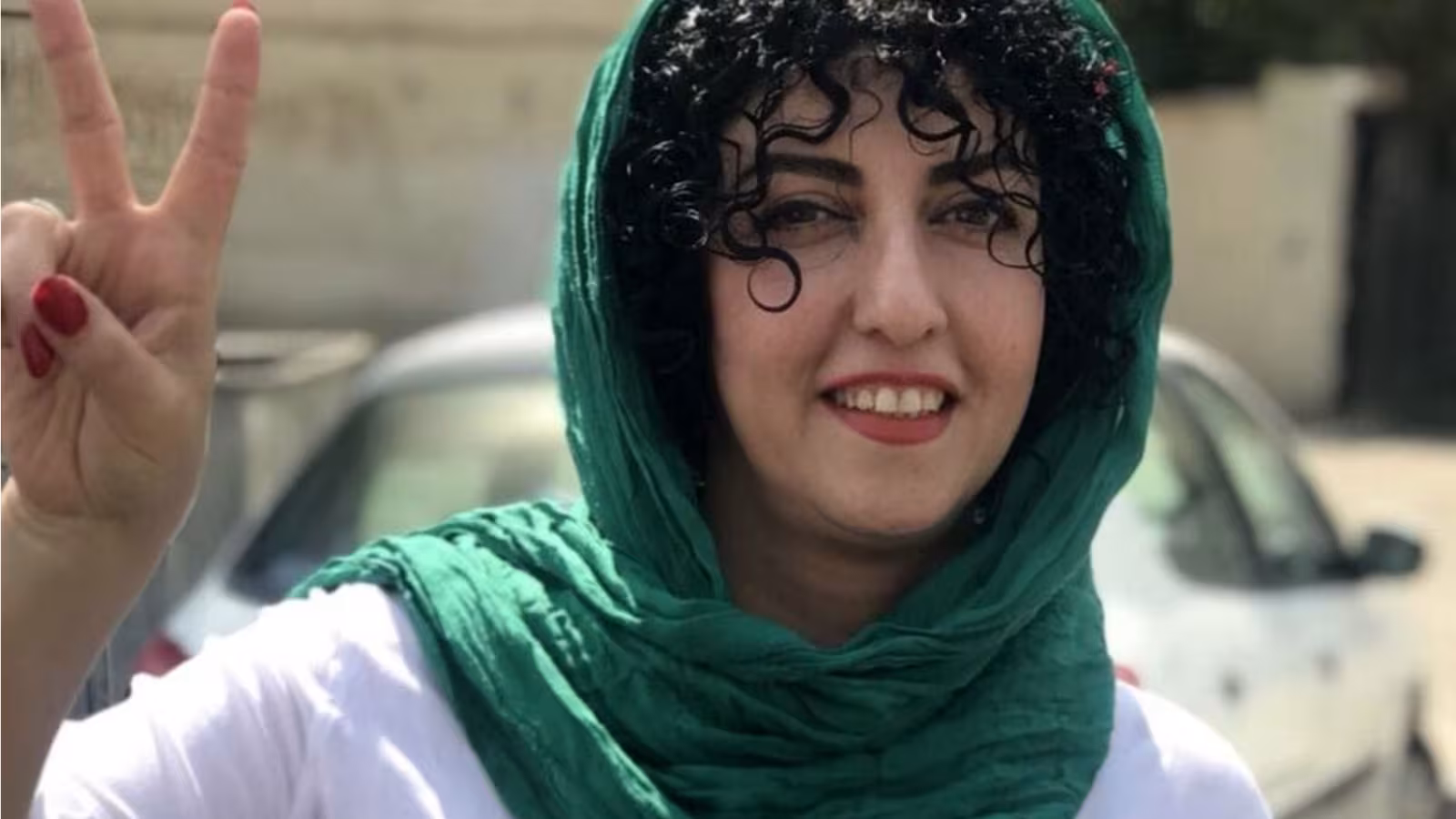 Nobel de la paix : le prix décerné à Narges Mohammadi pour son combat en Iran