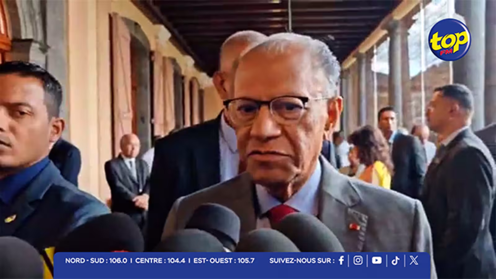 Mobilisation devant l’Assemblée nationale : « Quand ou donne ene pousse, zotte prend ene pied », déclare le premier ministre, le Dr Navin Ramgoolam