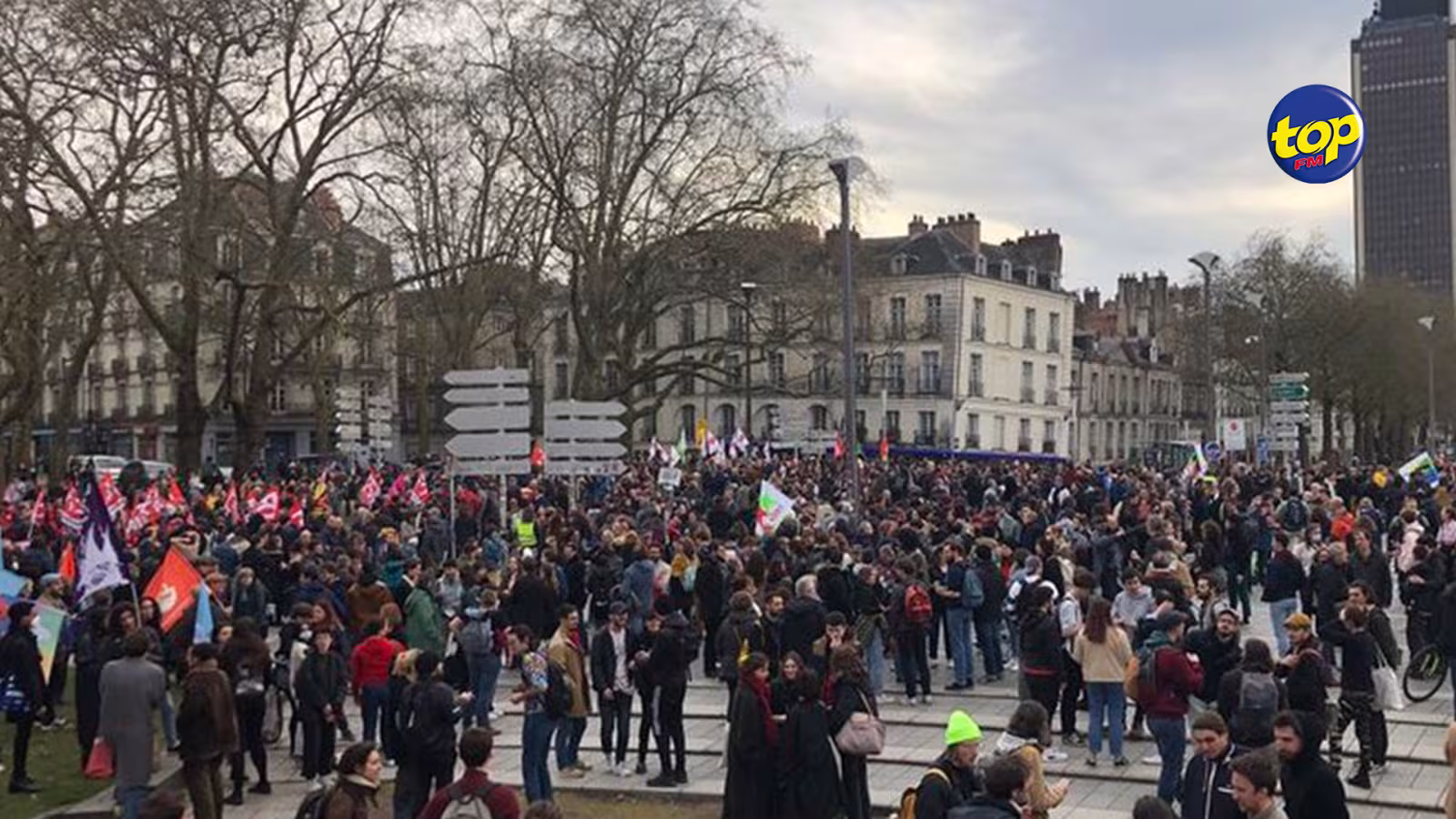 France, projet de loi des retraites :  Manifestations après que les 2 motions de censure sont rejetées