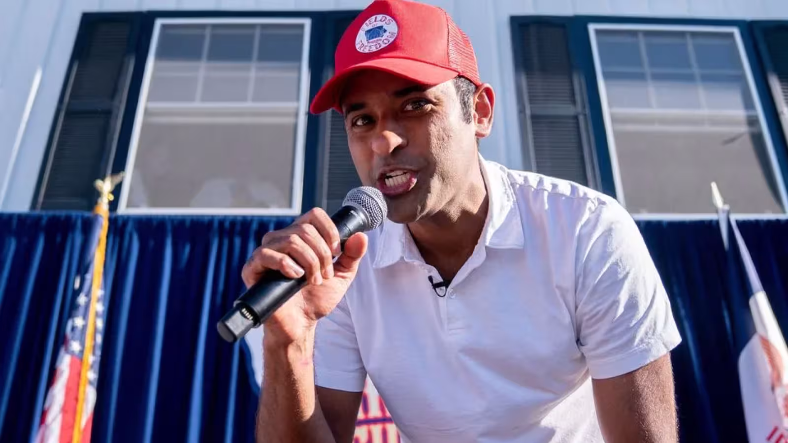 Etats Unis : Vivek Ramaswamy, le candidat aux primaires républicaines qui rappe du Eminem en meeting
