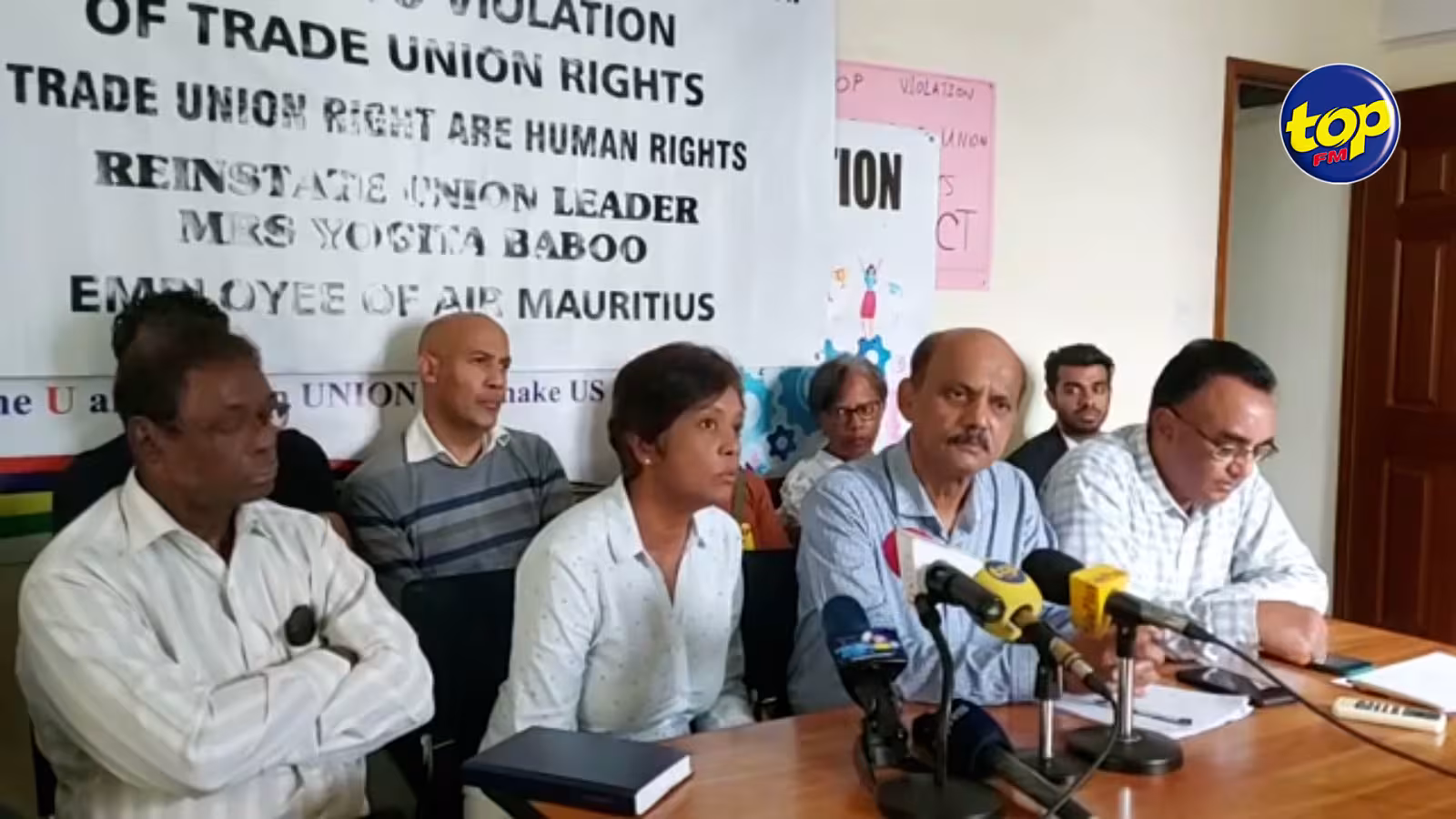 À l’issue de la réunion entre Yogita Baboo-Rama et Soodesh Callichurn hier : « la liste syndicalist ki perdi travail bizin arrêter … après Yogita, c’est full stop, » lance la présidente de l’AMCCA
