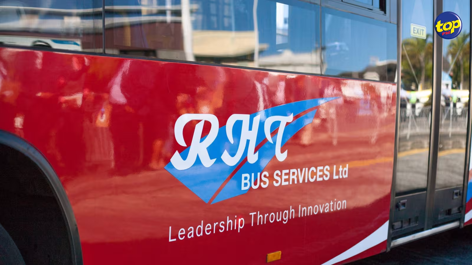 A l’initiative de Transparency Mauritius, l’Union européenne et RHT Ltd : des messages sur les autobus de RHT, pour sensibiliser les Mauriciens contre la corruption, visibles pendant quelques mois