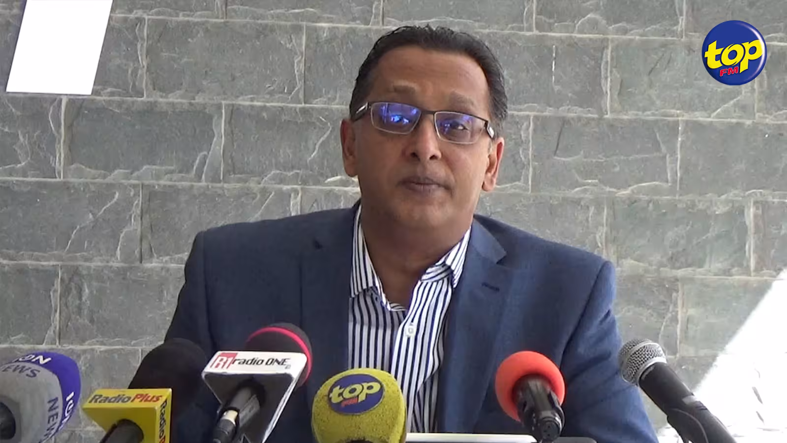 Enregistrement des électeurs : ‘Inscrivez-vous, le pays a besoin de vous pour changer tout le système !’ dit Roshi Bhadain