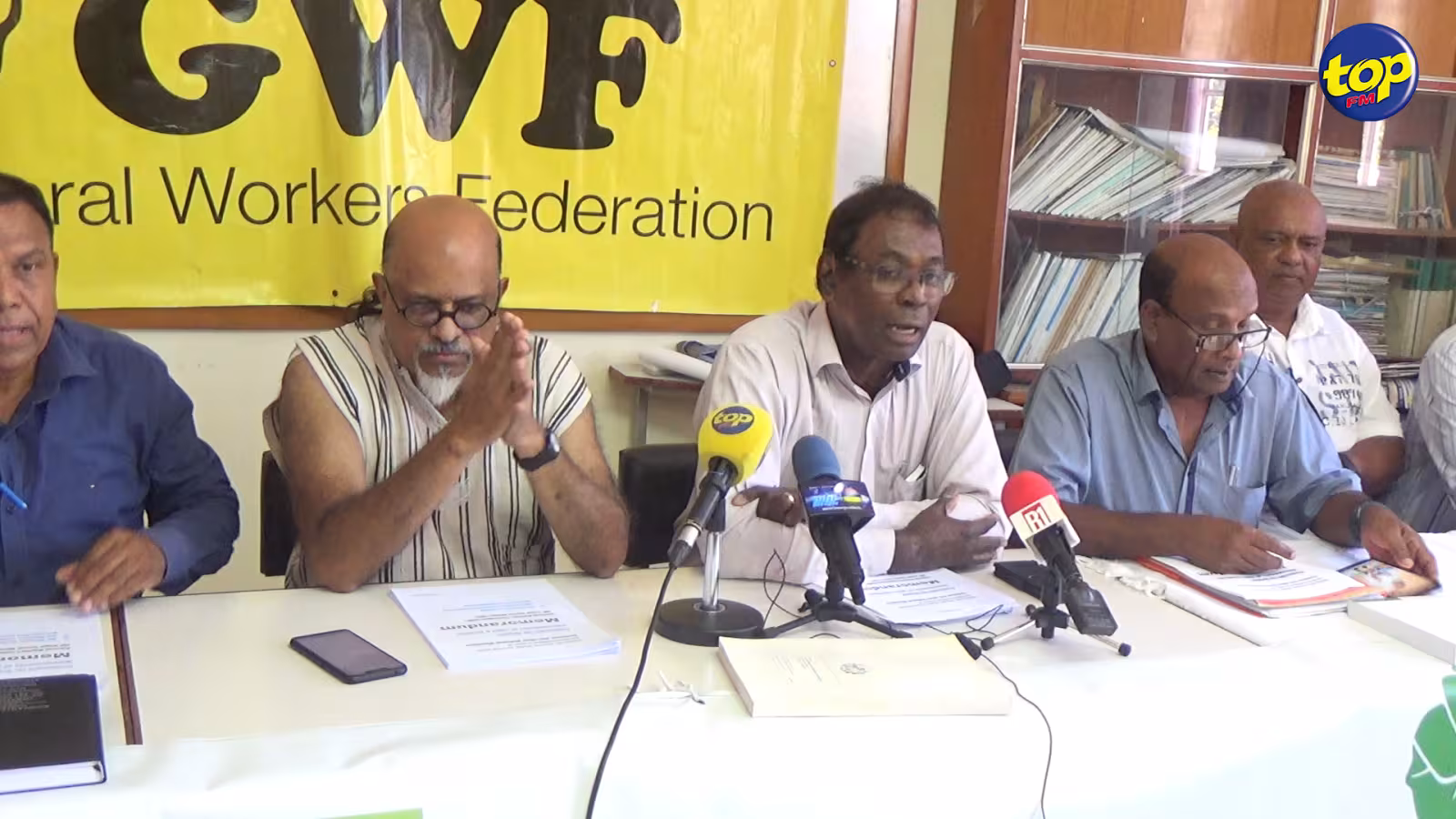 La GWF et le JNP réclament une révision de la  Workers’ Rights Act et de la   National Disaster Reduction and Management Act : Ils souhaitent une rencontre avec le Ministre du Travail, Soodesh Callichurn.