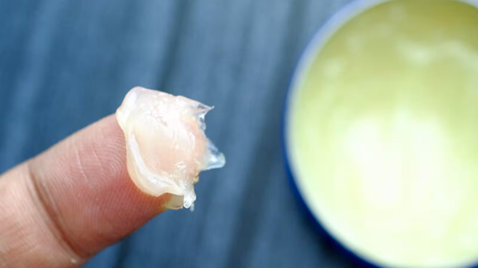 La vaseline pour les peaux sèches