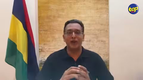 Interview de SAJ : ‘zot fer apel à MBC et radio la Kwizinn pou ale tire SAJ lor so lili, prepare ene papier donne li lire pou defane so garson ki zordi nepli kapav roule pays’, lance Roshi Bhadain