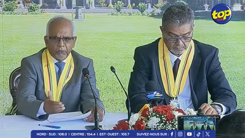 Cérémonie de prestation de serment à la State-House ce matin : Dharam Gokhool devient le 8ème Président de la République de Maurice et Robert Hungley son adjoint