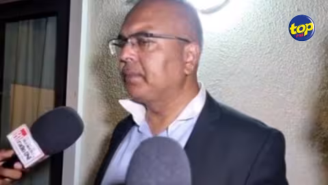 Arrestation de Bruneau Laurette : ‘Rama Valayden pa kapav laisse nu ale dan comba tousel, li ena ene devoir moral’, lance Me. Sanjeev Teeluckdharry