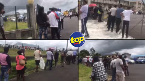 Renouvellement des learners : Longue file d’attente devant les casernes à Curepipe, ce mercredi