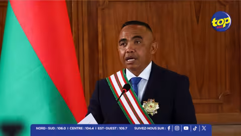 À Madagascar : Le colonel Michaël Randrianirina investi président, tournant majeur dans la crise politique 