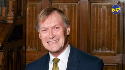 David Amess, un député conservateur britannique, âgé de 69 ans, a été poignardé à plusieurs reprises lors d’une permanence dans sa circonscription à Leigh-on-Sea
