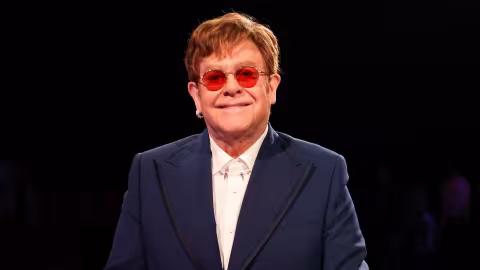 Elton John, atteint du Covid-19, annule deux concerts aux États-Unis