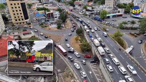 Au niveau du rond-point du Caudan : une semi-remorque provoque un gros embouteillage