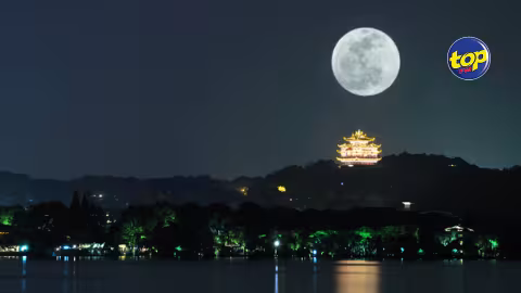 Fête de la lune : « le partage des gâteaux lune, est un aspect important de cette célébration », selon Wilson Chan, de la pagode Kwan Tee