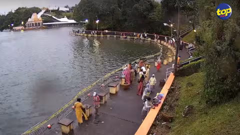 Ganga Snan : Les dévots prennent un bain purificateur dans de l’eau sacrée, ce lundi