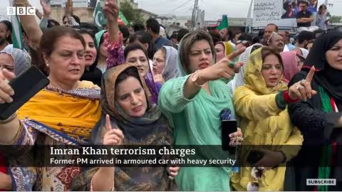 Un tribunal pakistanais interdit à la police d’arrêter l’ex-Premier ministre Imran Khan