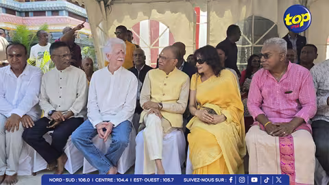 Le Premier ministre à Kaylasson ce matin à l’occasion de Thaipoosam Cavadee