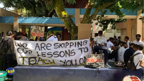 Sit-in au Sir Leckraz Teelock SSS : « c’est un collège académique, nous ne pouvons pas avoir une telle rectrice… si aucune décision n’est prise, nous ferons un sit-in de nouveau, » indique un collégien de l’établissement