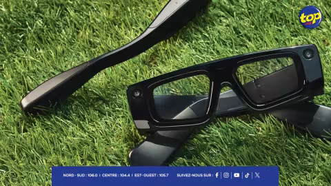 Les lunettes AR de Snap ont une finition noire et des cadres rectangulaires.