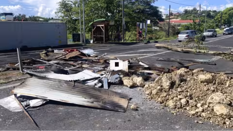 Restriction sanitaire : Manifestation et émeutes en Guadeloupe et en Martinique