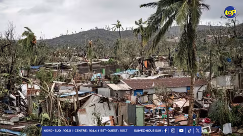 Passage meurtrier du cyclone Chido :  «Il ne reste plus rien, l'île est dévastée»: les secours s'activent à Mayotte où Emmanuel Macron va décréter un deuil national