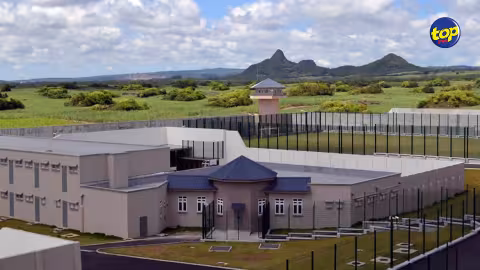 À la prison de Melrose : Un téléphone portable et deux chargeurs retrouvés dans le dortoir de la Kestrel Unit