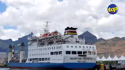 Au Sri Lanka : les 14 membres d’équipage du MV Trochetia, positifs à la Covid-19, transférés dans un hôtel