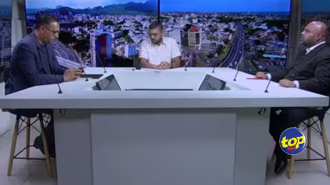 Dénonciations de Sherry Singh : ‘Ivan Collendavelloo ne doit pas oublier que Pravind Jugnauth l’avait révoqué sur une question de principe, il doit maintenant démissionner’, soutient Roshi Bhadain