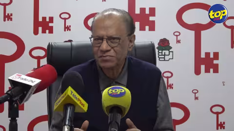 Navin Ramgoolam sur la déclaration du ministre Sawmynaden : ” Mo pas pou surpris ki tout devire en bas lao, normale li dire ki li serein”