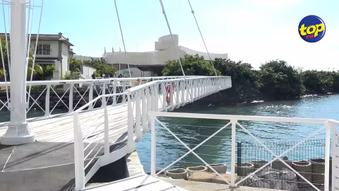 Lancement du nouveau pont tournant piétonnier ; « un pont qui est la touche finale et qui relie tout l’écosystème autour de Caudan », selon Dominique Autrey, Chief Operations Manager du Caudan Waterfront