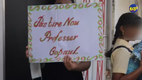 Manque d’enseignants au niveau mondial : ‘Les aspirants professeurs se sentent découragés face aux nouveaux défis, qui rendent ce métier plus difficile,’ témoigne un éducateur