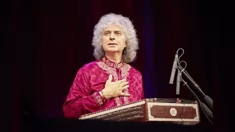 Pundit Shiv Kumar Sharma, the legendary santoor player, passes away