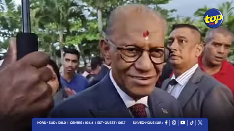 Le Dr Navin Ramgoolam sur les tensions à la BoM : « Nou isi pou selebre l’indepandans père de la nation, pa pou melanz de zafer »