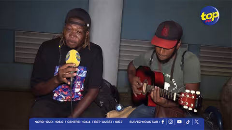 Une rencontre bouleversante avec des sans-abri, dont un témoignage hors du commun – celui du chanteur Mandé Africa