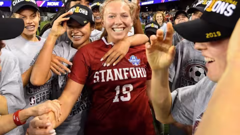 Le suicide d’une étudiante de Stanford University fait pleurer l’Amérique, y compris la journaliste