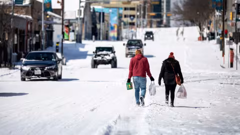 Une vague de froid historique aux Etats-Unis : plus de 3,5 millions de foyers privés d’électricité au Texas