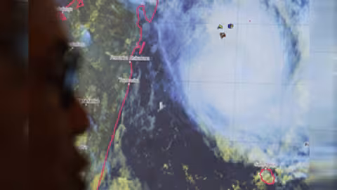 Cyclone Garance : La Réunion passera en alerte rouge à 19h