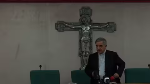 Procès de corruption au Vatican : 10 accusés, dont un cardinal, à la barre
