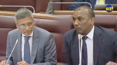 Alors que Xavier-Luc Duval veut commenter le downgrade de Moody’s au Parlement : Il est interrompu par deux points de droit du ministre Padayachy, le Speaker tranche en sa faveur