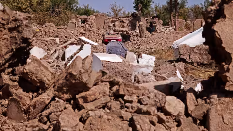 Afghanistan : l’ouest du pays touché par un nouveau séisme de magnitude 6,3, deux jours après celui qui a fait plus de 2000 morts