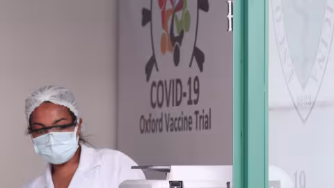 Le vaccin AstraZeneca/Oxford qui sera recommandé aux Mauriciens entre en utilisation au Royaume-Uni