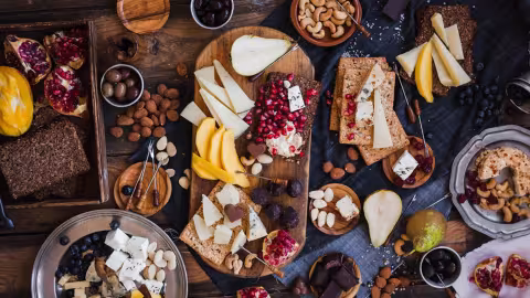 Faire un tour du buffet pour éviter de tout manger
