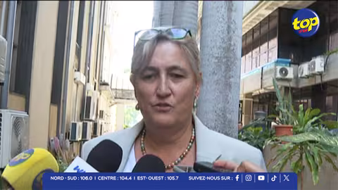 Élection au Conseil de District de Rivière du Rempart : Lenine Aukhajan élu président
