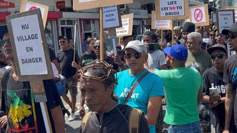 Marche pacifique du Kolektif 420 : des solutions pour combattre la drogue synthétique