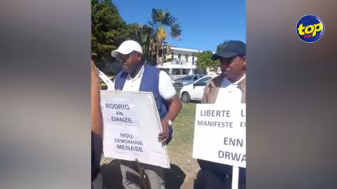 À Port-Mathurin hier : Des élus de l’OPR disent NON à la dictature à travers une manifestation silencieuse