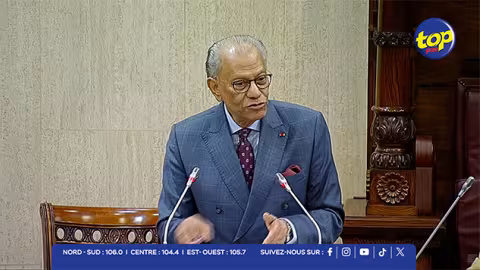 National Youth Parliament : Navin Ramgoolam qualifie les jeunes de « Future Leaders » et appelle à une démocratie forte et une opposition renforcée